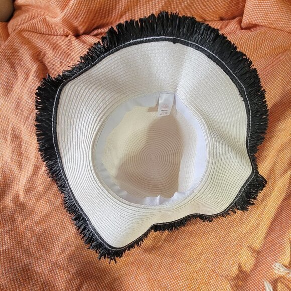 Black And White Beach Sun Style Spring / Summer Hat Size S-M - Picture 6 of 7
